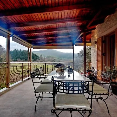 Ktima Karadimou Daire *