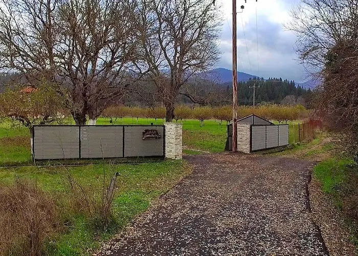 Ktima Karadimou * Karkaloú